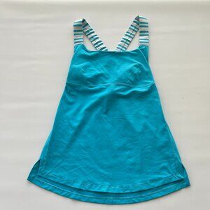 Lululemon Swift Tank in Aqua with White and Aqua Stripes Size 4